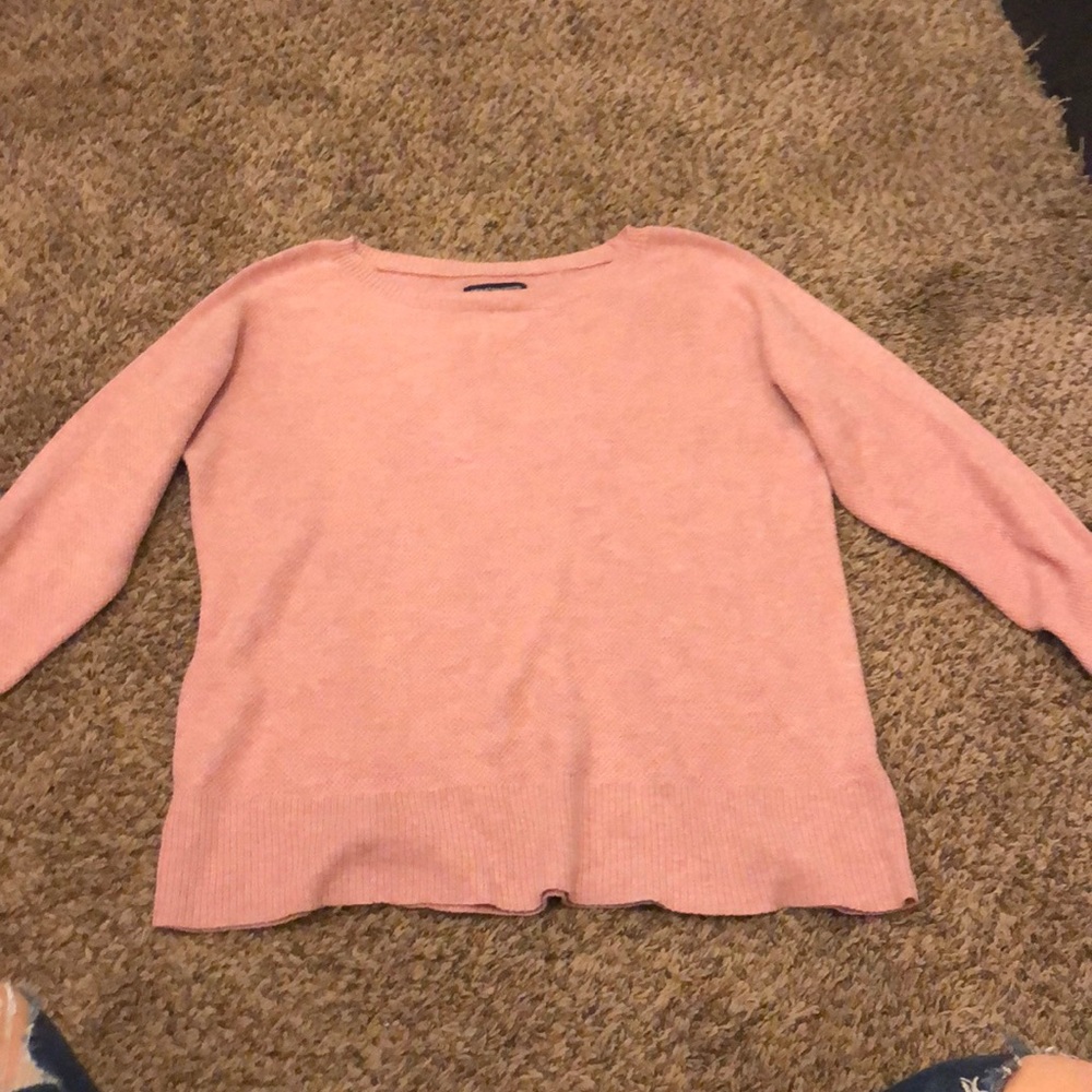 Thin sweater